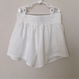 Nike Dri Fit White High Waisted Running Shorts Size Small